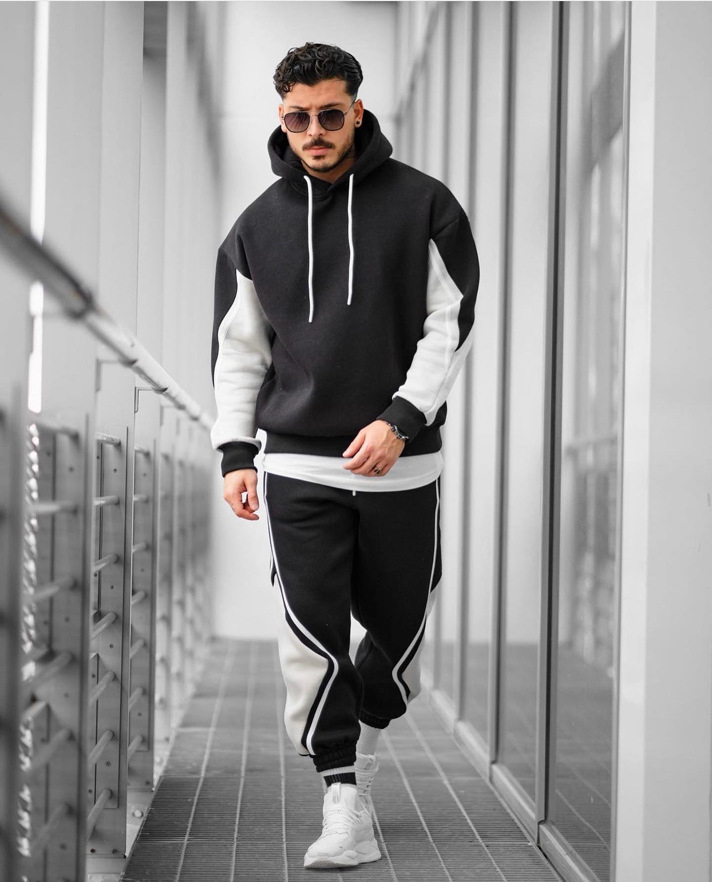 MKFashionbrands Facebook ad: Best Seller - Black / White Set available…