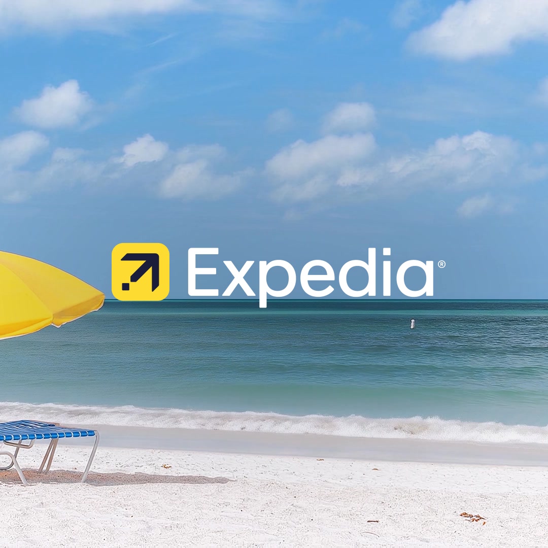 Expedia Facebook ad: Regroupez et économisez jusqu’à 30%
