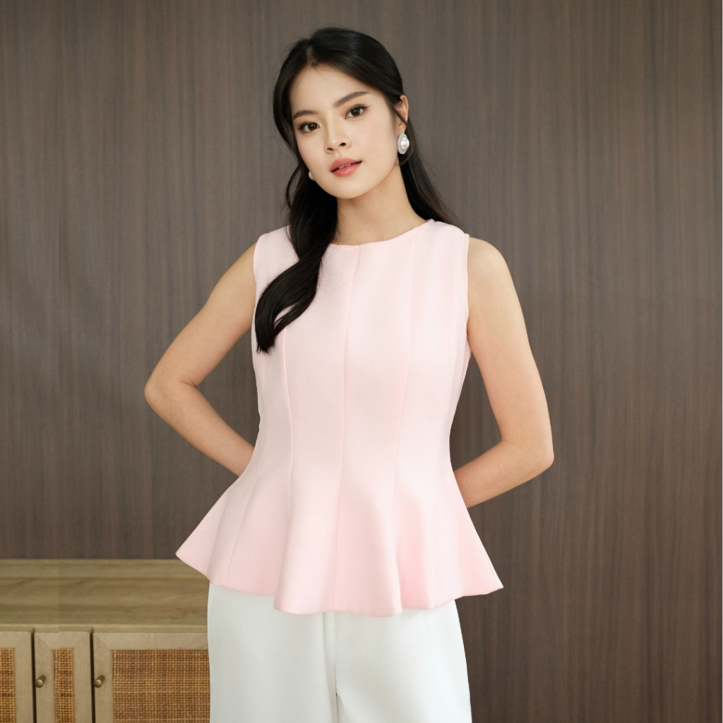 East Rosé Facebook ad: Salah Satu Knit Top Yang Paling Pinter Bikin Efek Badan…