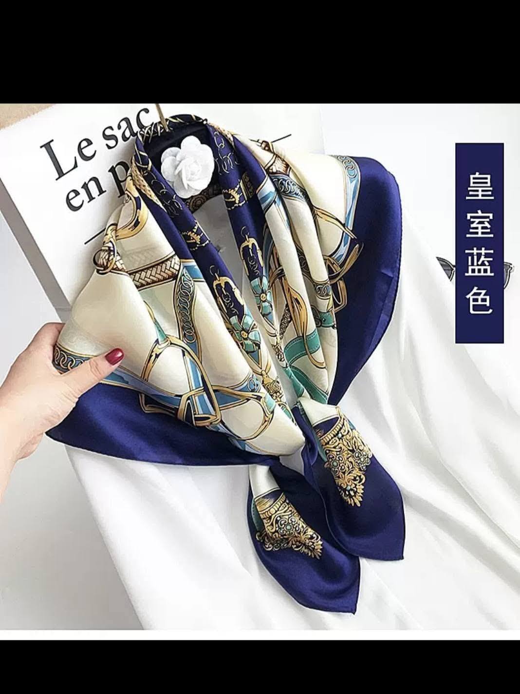Mon foulard Facebook ad: FOULARDS DISPONIBLES