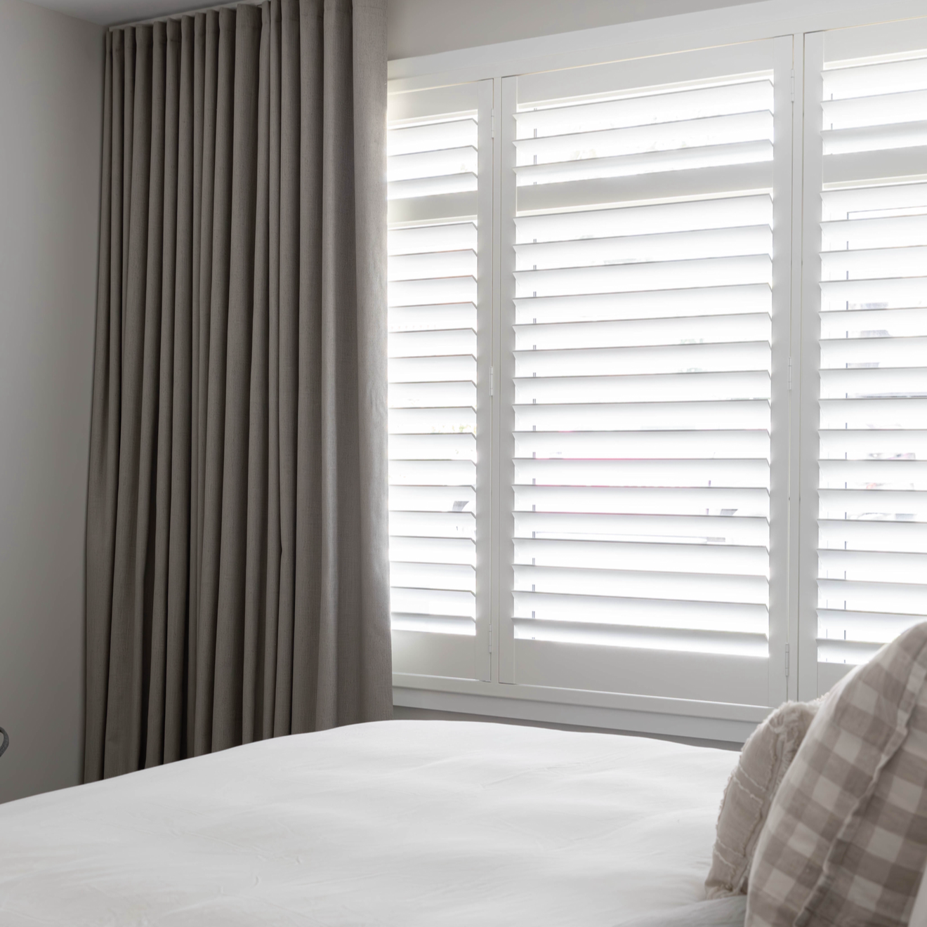 Shades of Australia Facebook ad: Curtains & Plantation Shutters