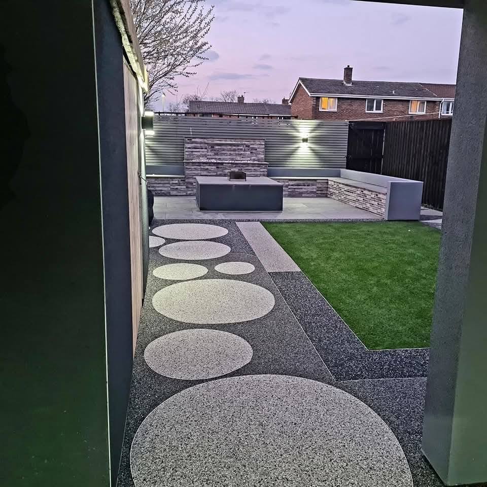 O.Scott Landscaping & Groundworks Facebook ad: Resin bound