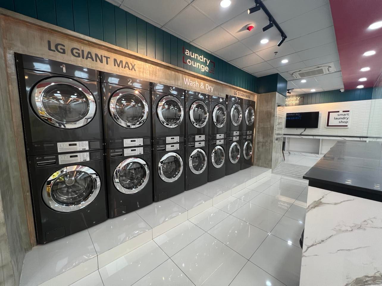 Express Clean Laundry Lounge NCR Facebook ad: *๐๐ ๐๐ฉ๐ฉ๐ซ๐จ๐ฏ๐๐ ๐๐ก๐จ๐ฐ๐ซ๐จ๐จ๐ฆ