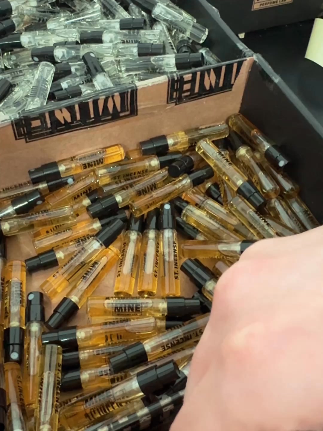 MINE Perfume Lab Facebook ad: Profumi Made in Italy