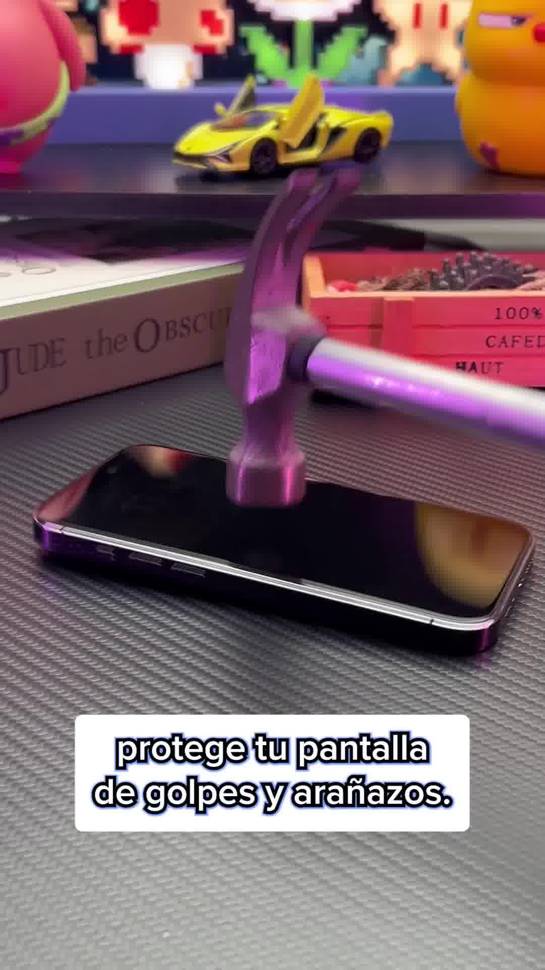 EvoTech Facebook ad: ¡Protege tu móvil en un segundo!