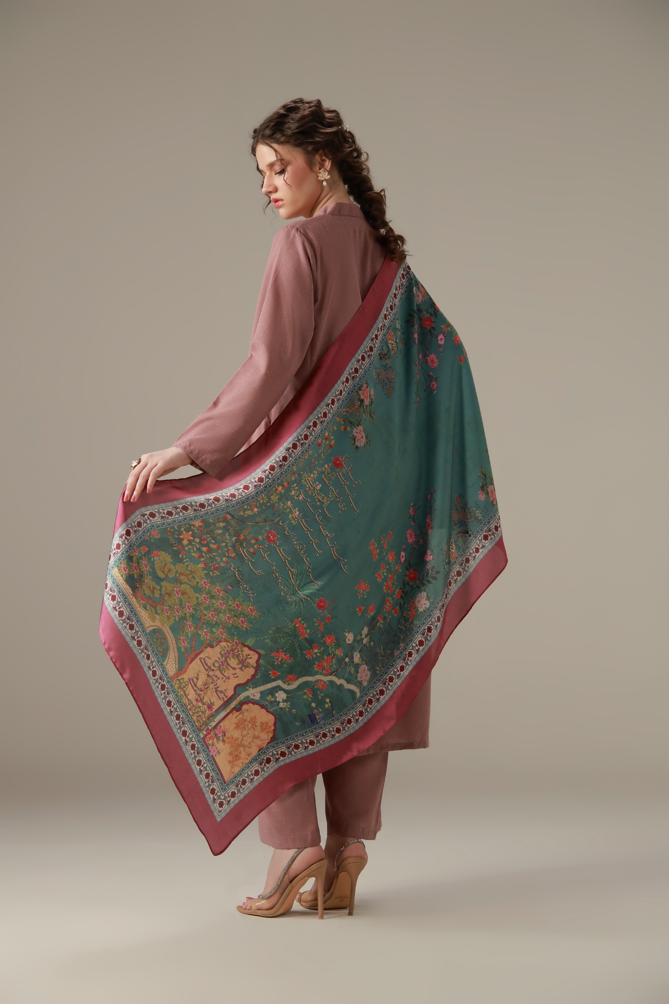 Manto UK Facebook ad