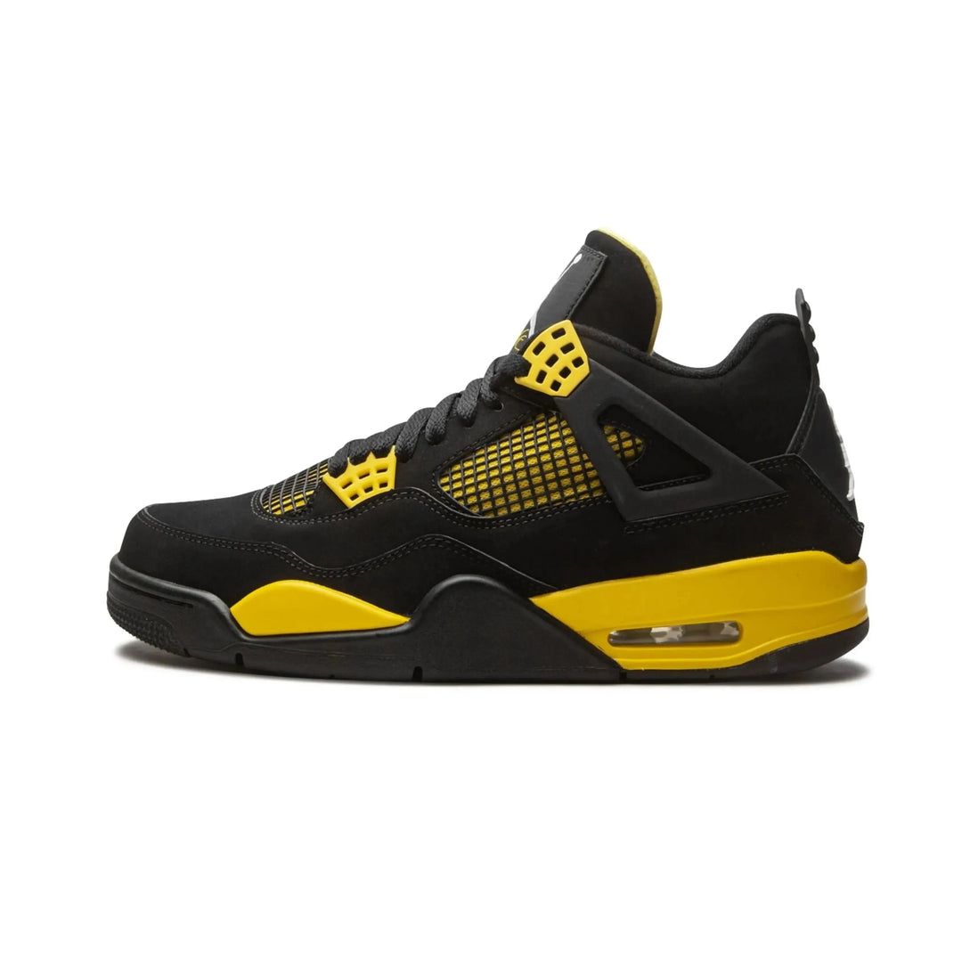 Bucharest Kicks Facebook ad: Îți dorești sneakers 100% autentici?