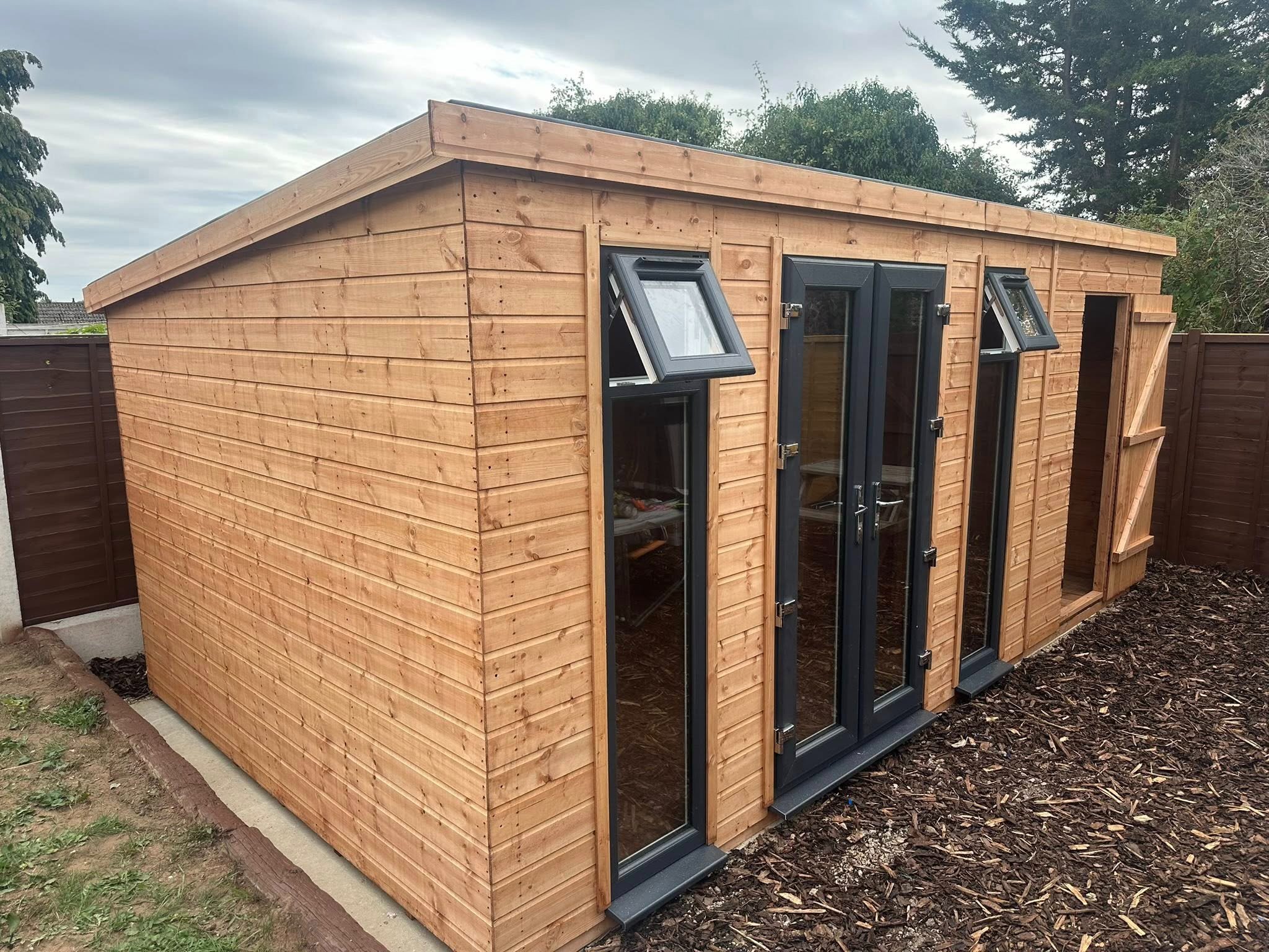 Daniel Clinton Facebook ad: 18x10 Garden room shed-store combi 13mm t&g cladding Uvpc…