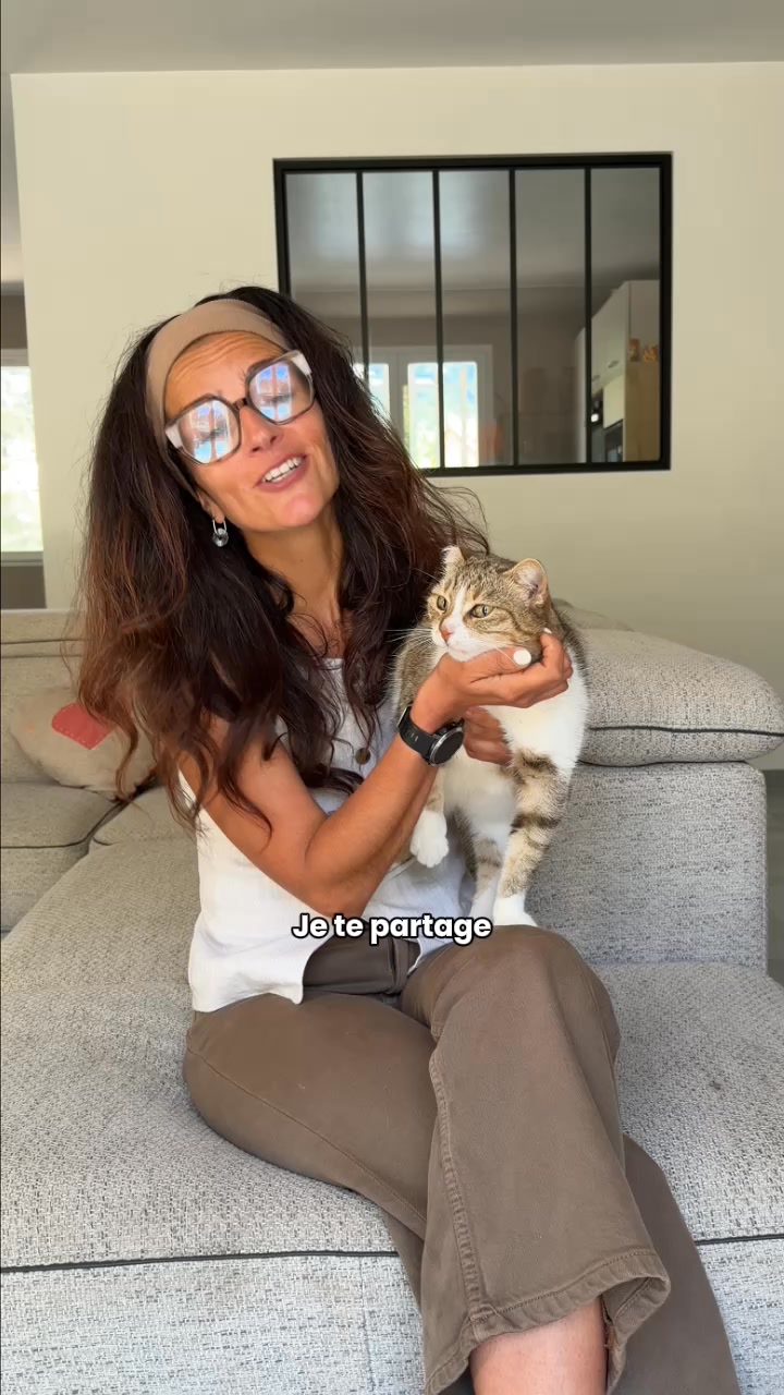 Franklin Pet Food Facebook ad: Croquettes peau et pelage