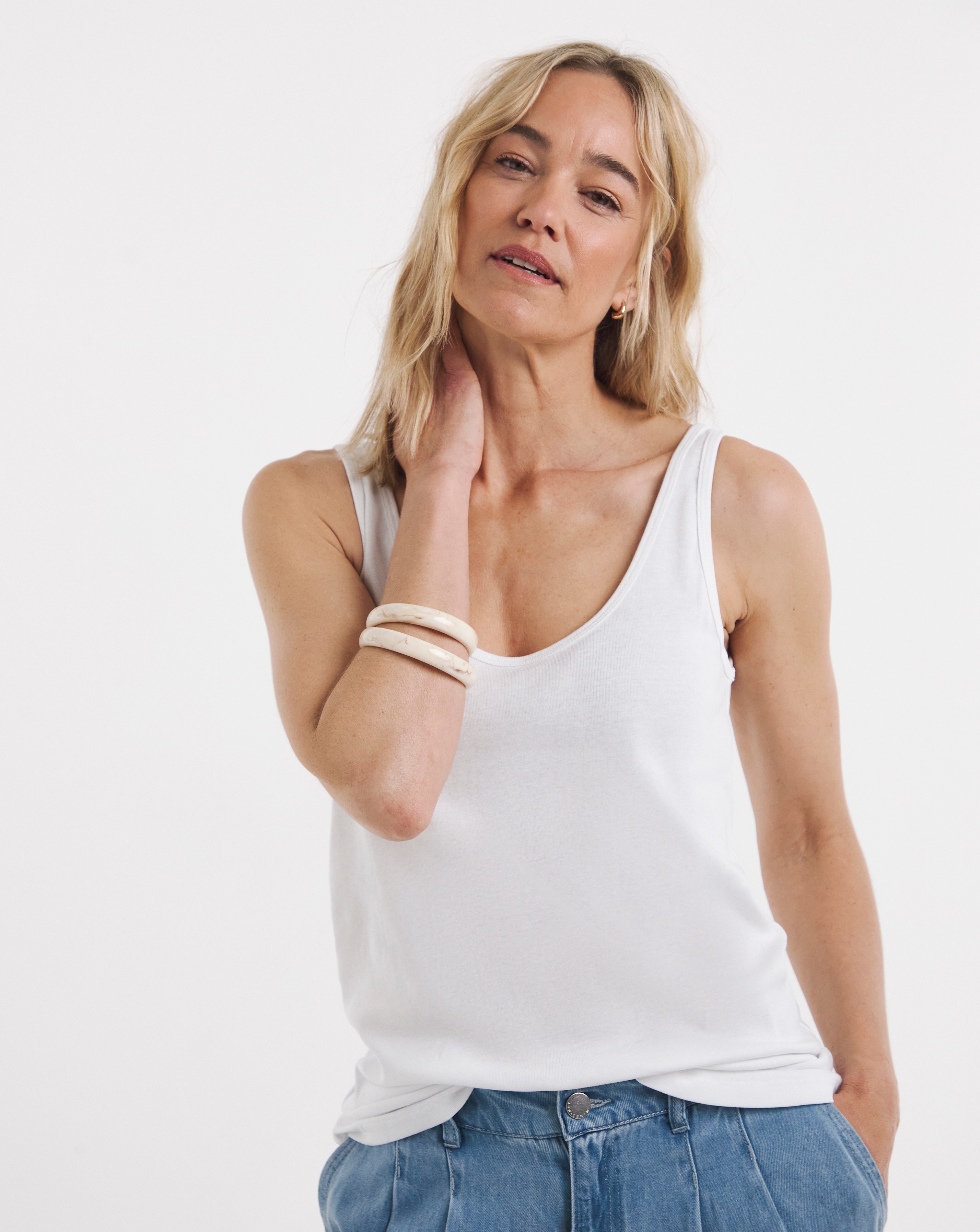 JD Williams Facebook ad: New styles, timeless essentials.