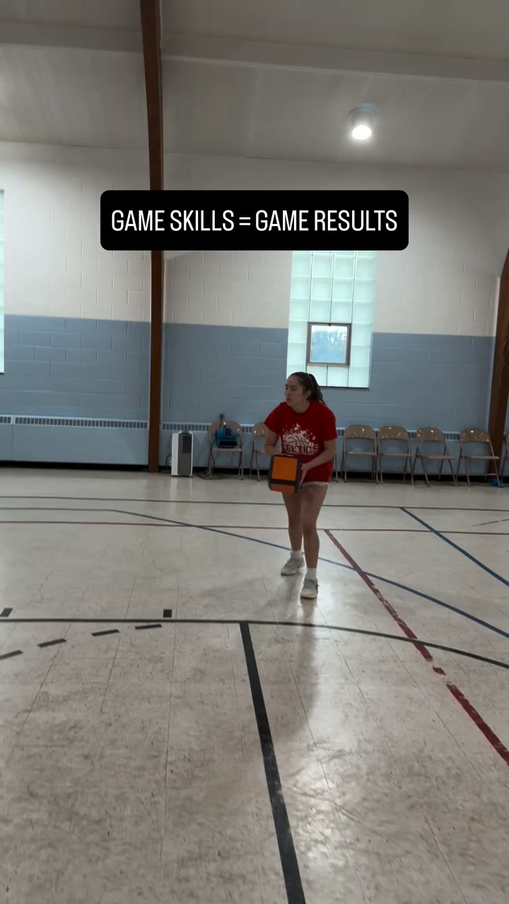 FORM Basketball Facebook ad: Train Like a Pro, with FORM!