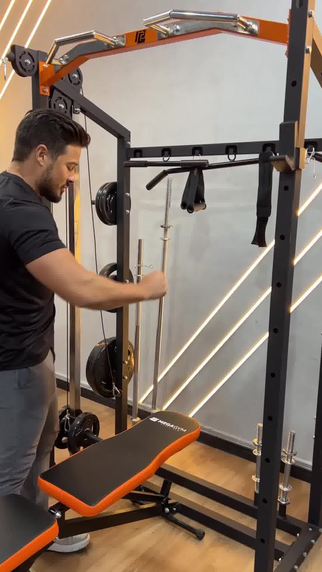 MEGAGYM Facebook ad: Rack Monocross Multifuncional