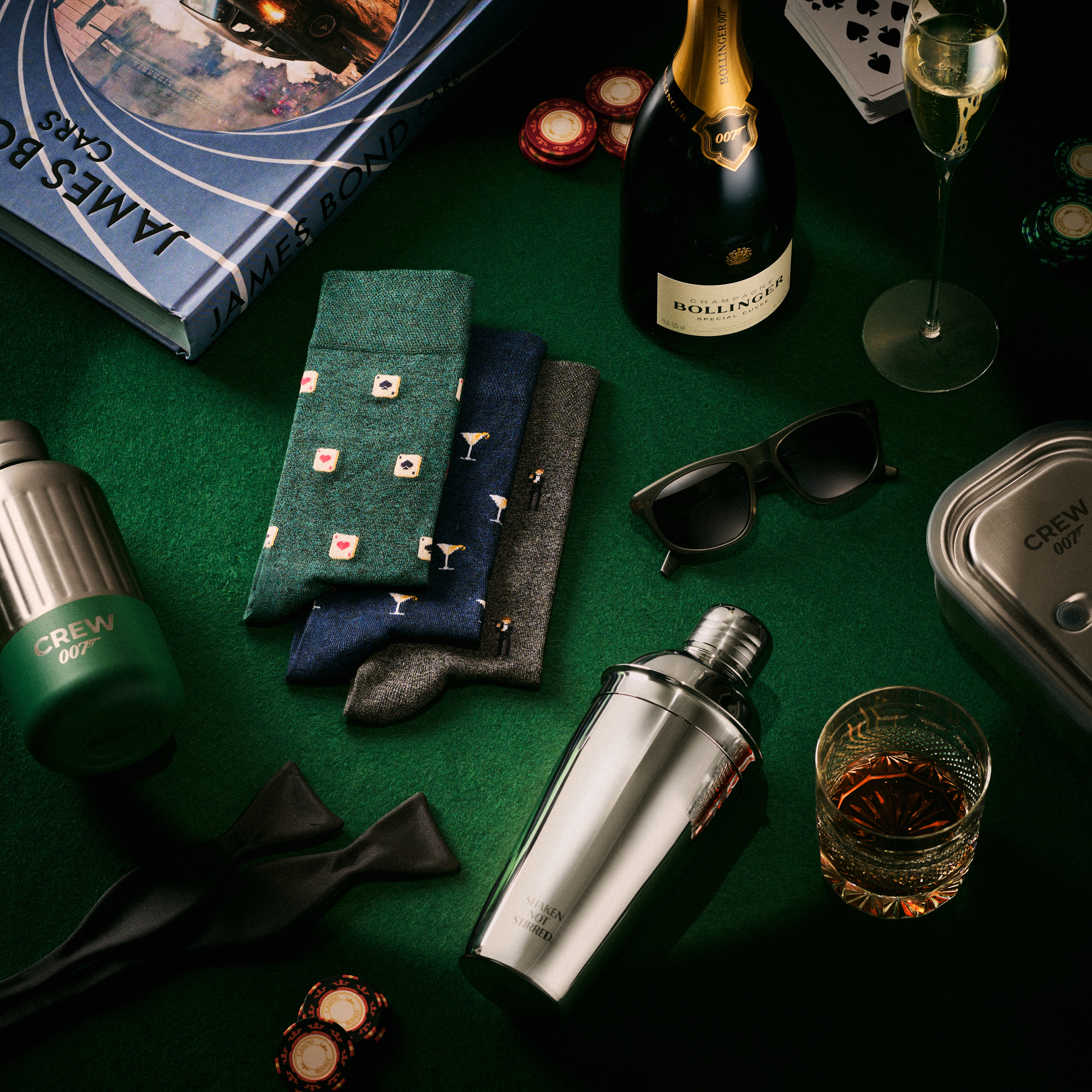 James Bond 007 Facebook ad