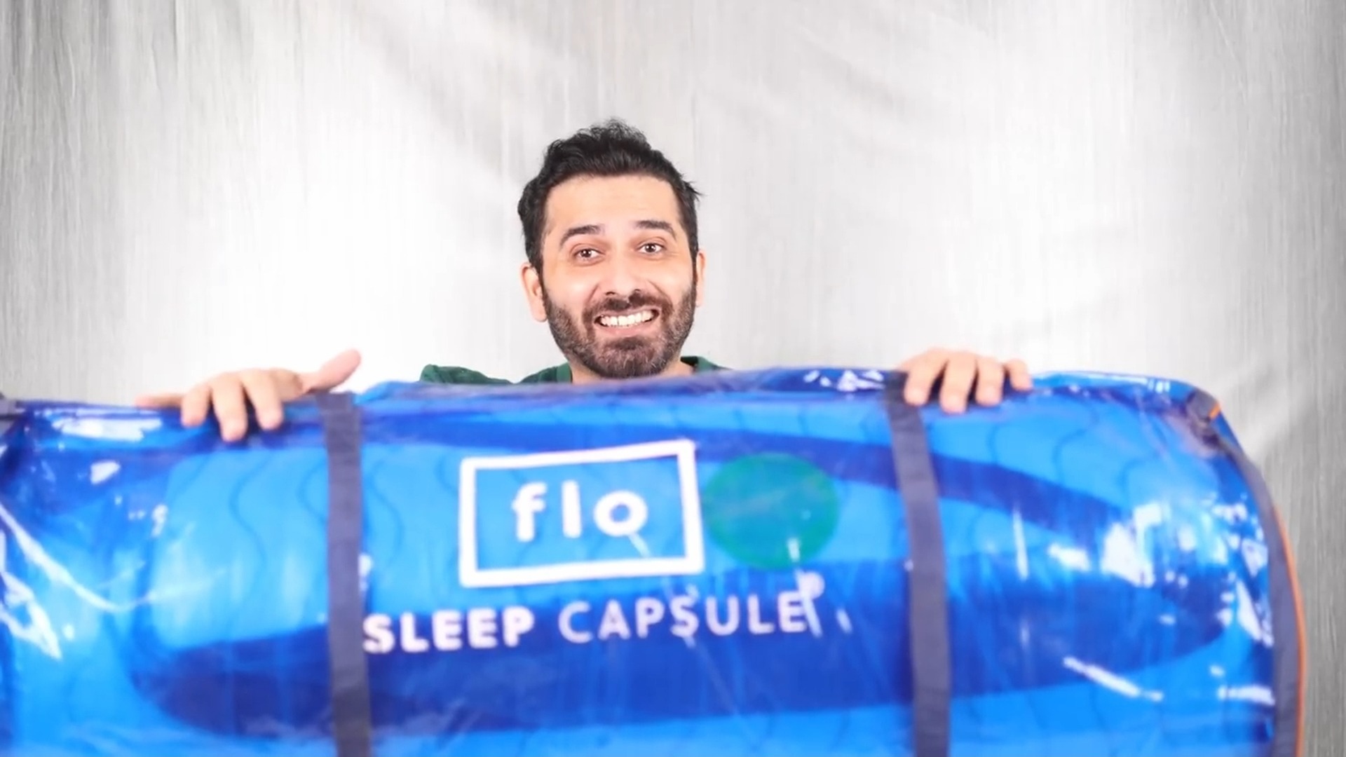 Flo Mattress Facebook ad: 100 Nights Risk Free Trial | 10 Years Warranty