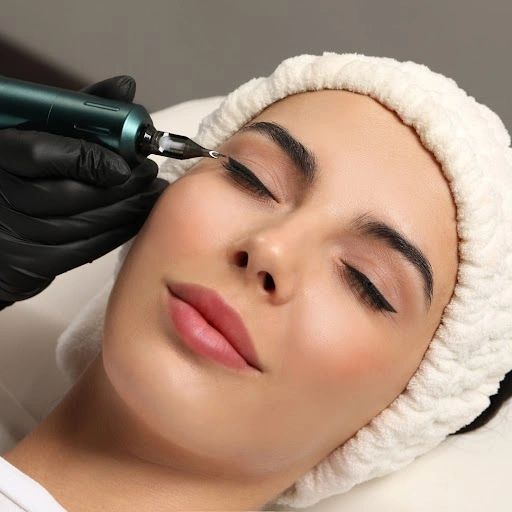 Daisi Permanent Makeup & Skincare Aesthetics Facebook ad: Enhance Your Look With Expert Skincare!
