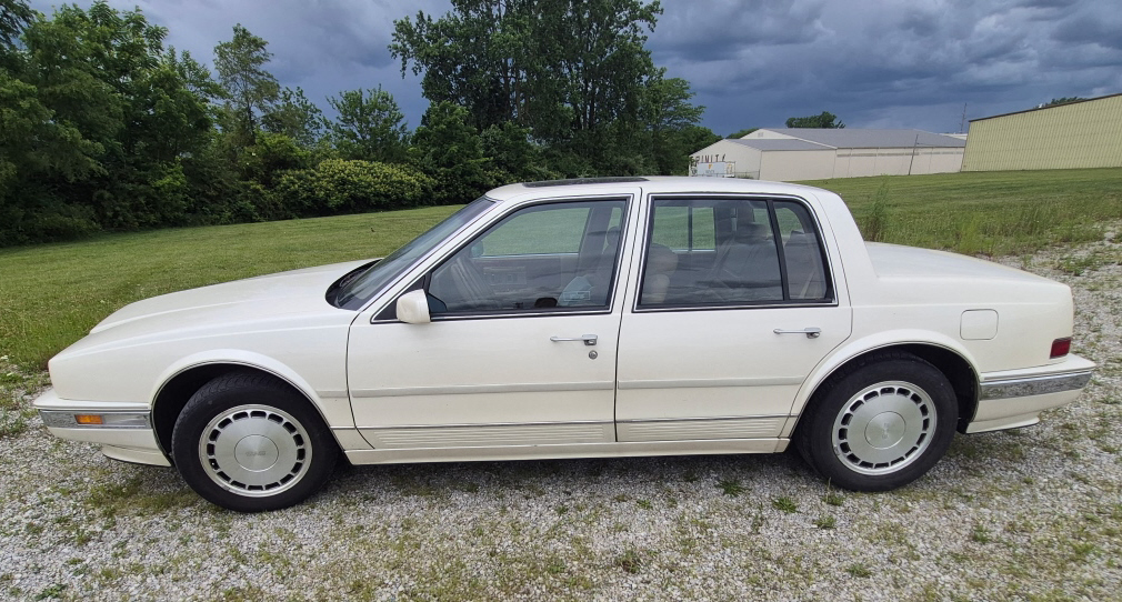 AAA Auction Service, LLC Facebook ad: ************ONLINE ONLY AUCTION************
