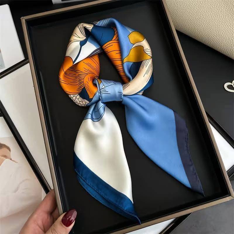Festiv'All Facebook ad: CARRÉS DE FOULARD POUR FEMMES