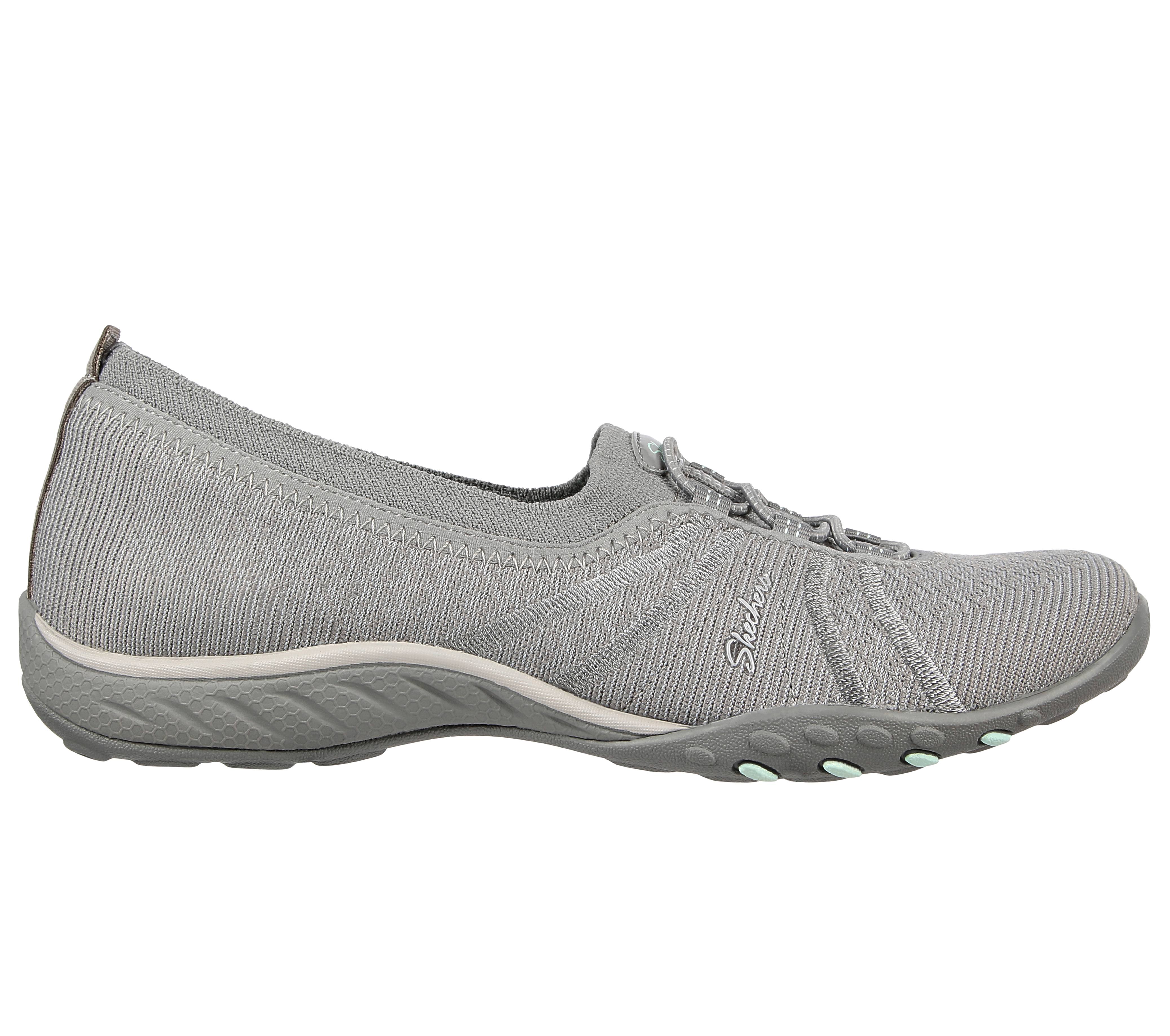 SKECHERS Facebook ad