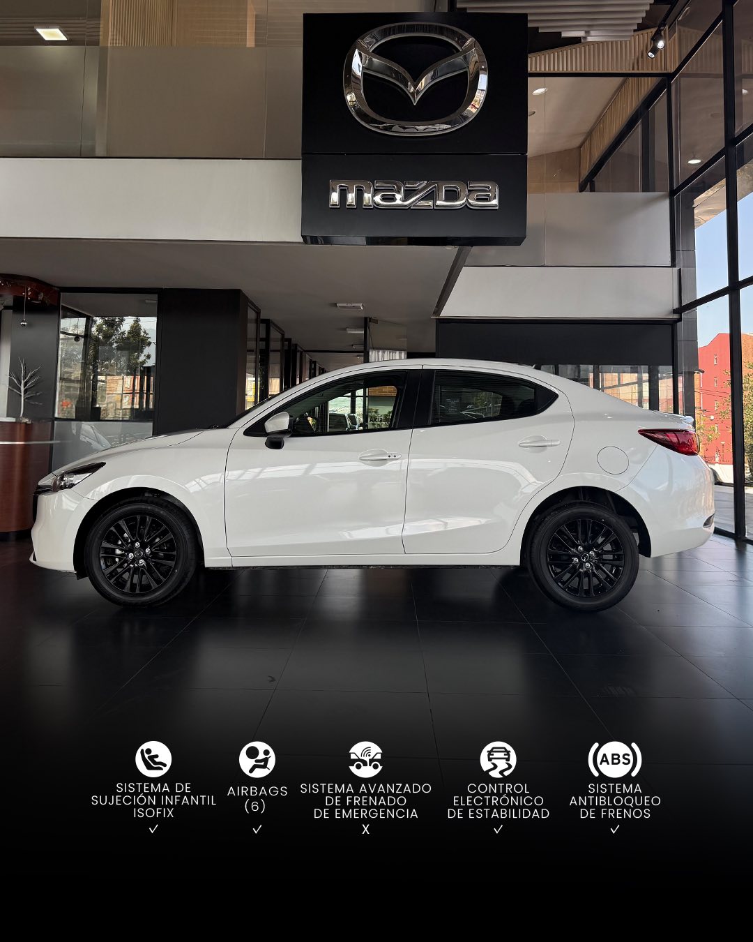 Mazda Colombia Facebook ad: Nuevo año, nuevas decisiones inteligentes: Mazda2 Sedán.