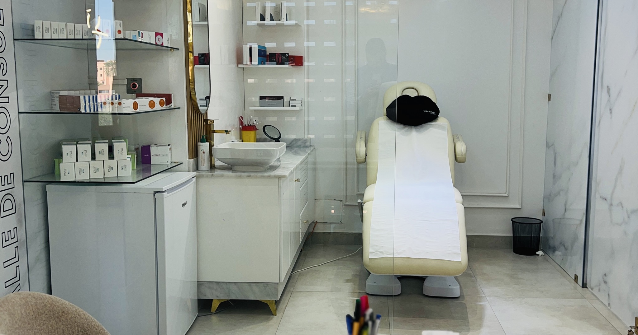 Dermartistclinic Dr Safae Abouame Facebook ad