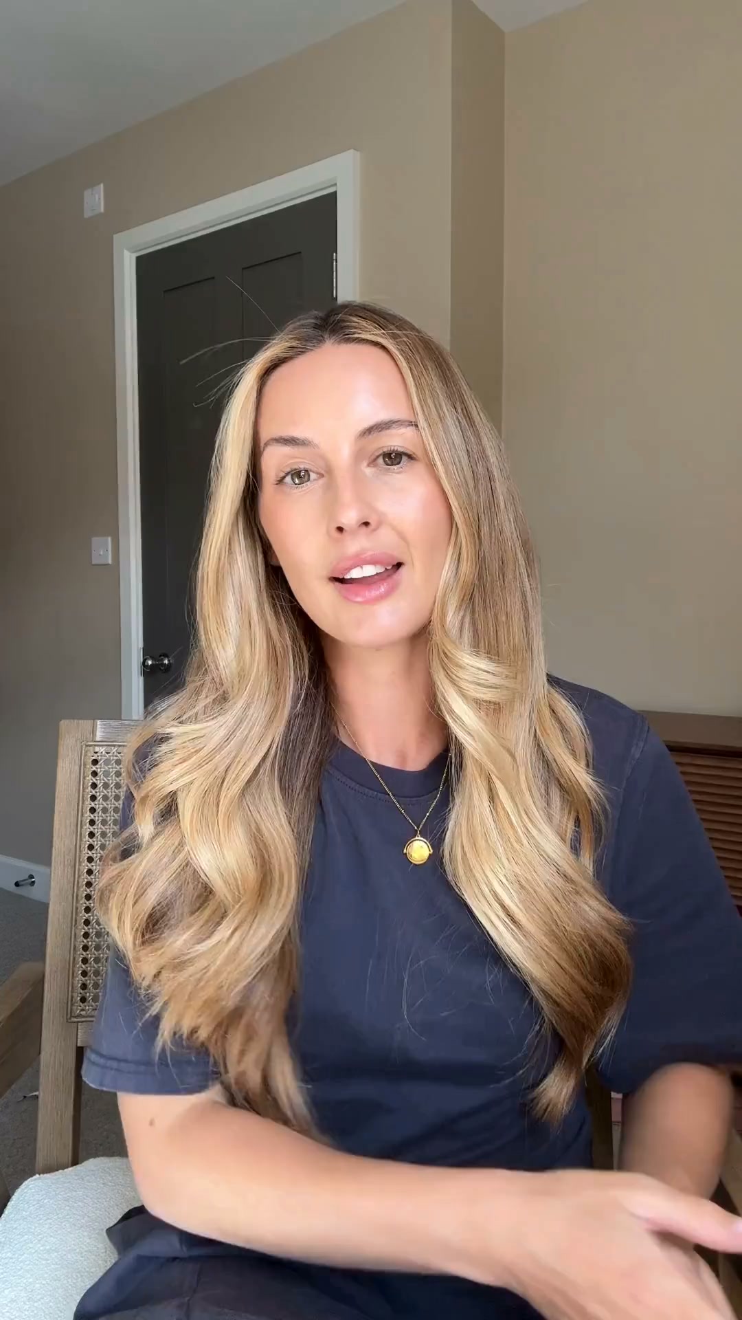 Hair Rituel by Sisley Facebook ad: A New Era of Hair Density