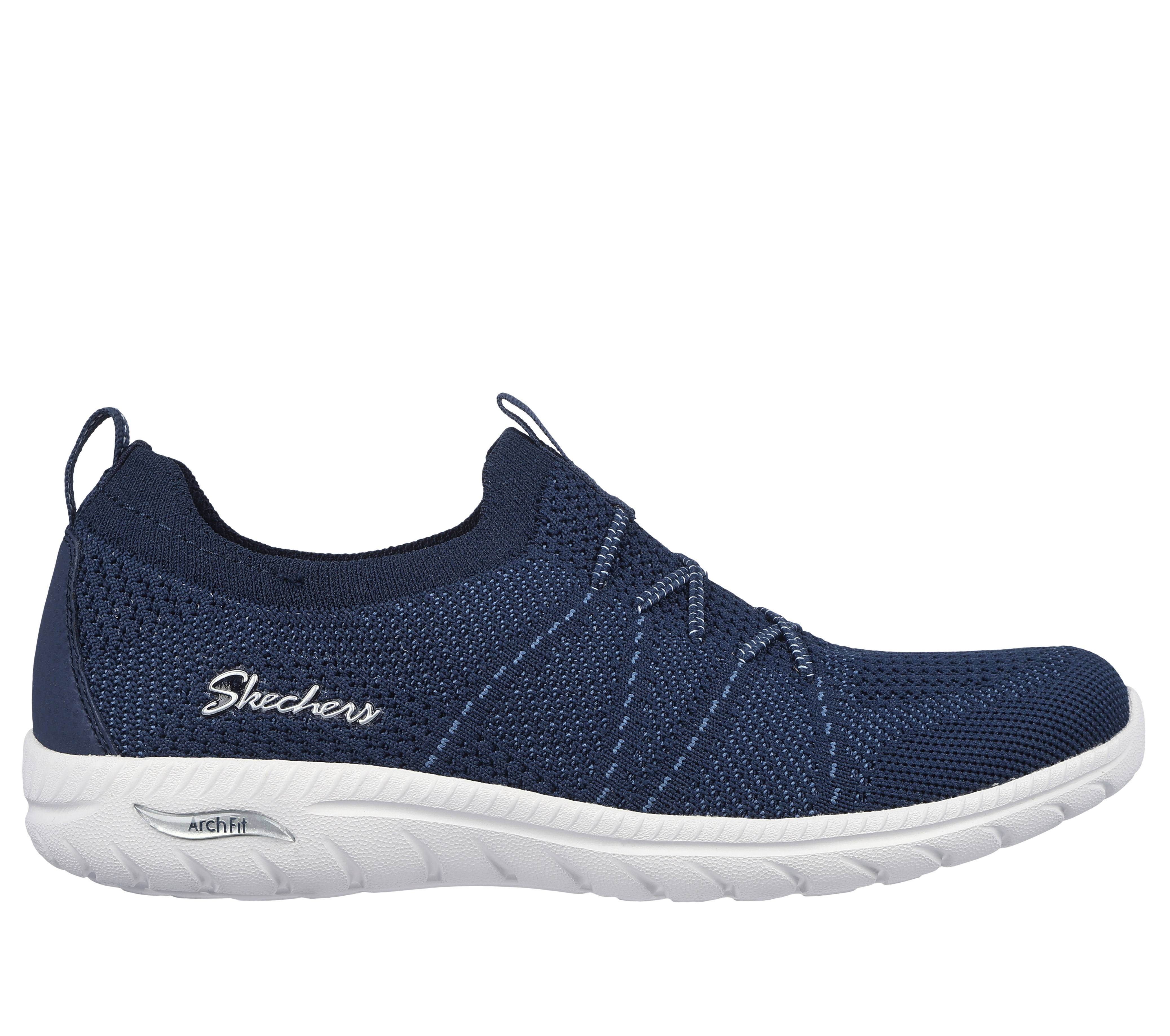 SKECHERS Facebook ad