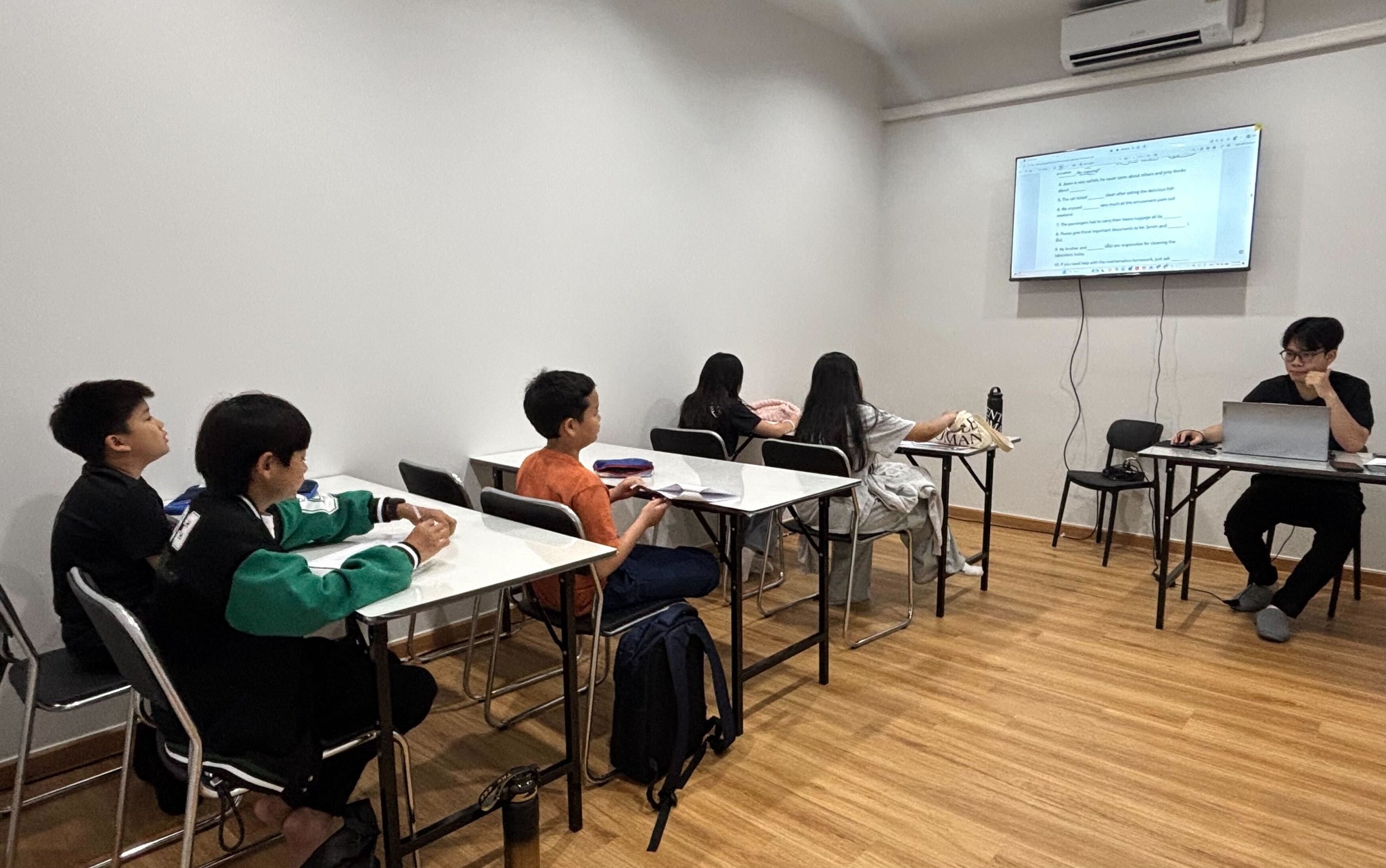 NockAcademy School บางนา Facebook ad: บรรยากาศการเรียนก่อนเปิดเทอมที่ NockAcademy บางนา!