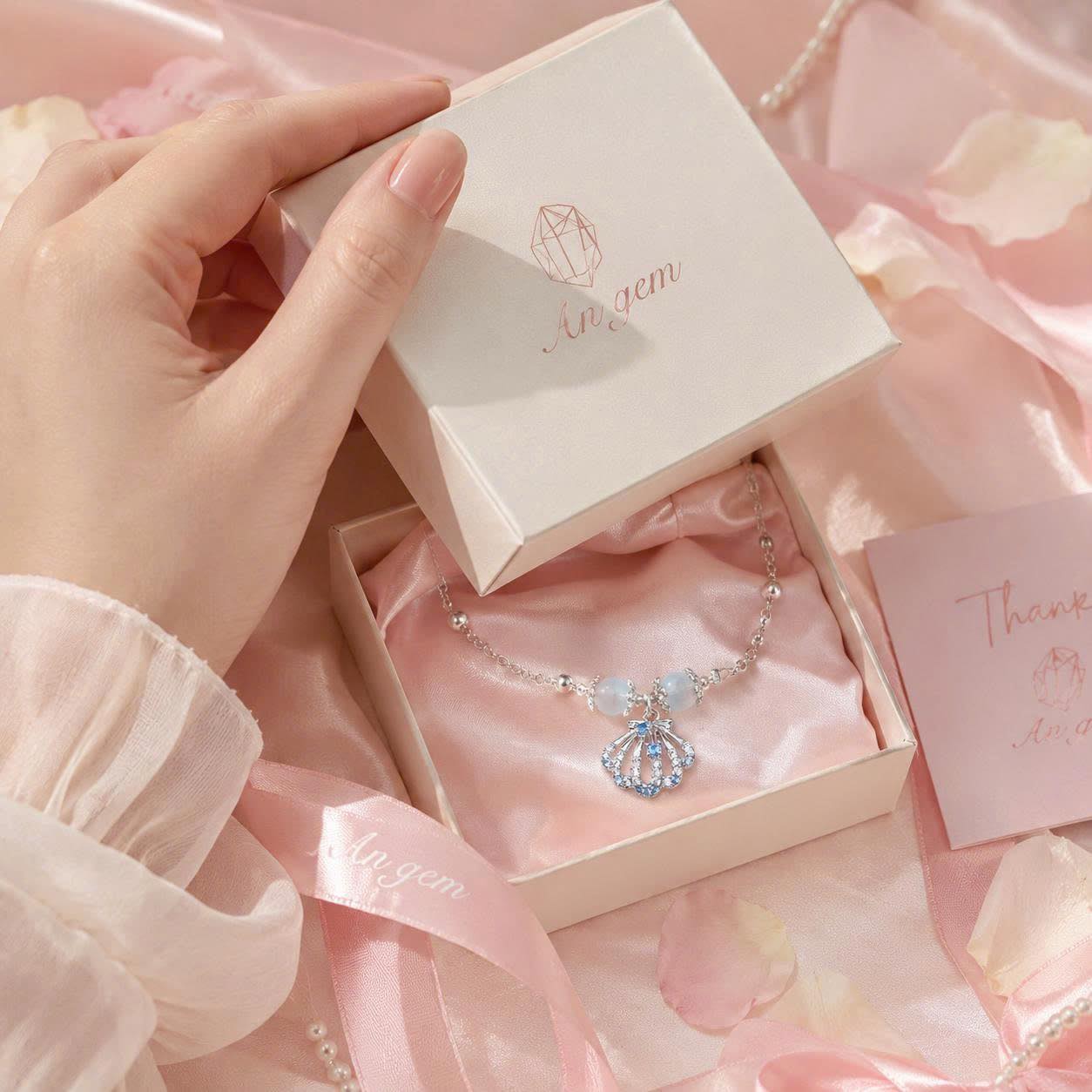 An Gem - Đá Phong Thuỷ Facebook ad: Combo dây chuyền vỏ sò + Gói xem…