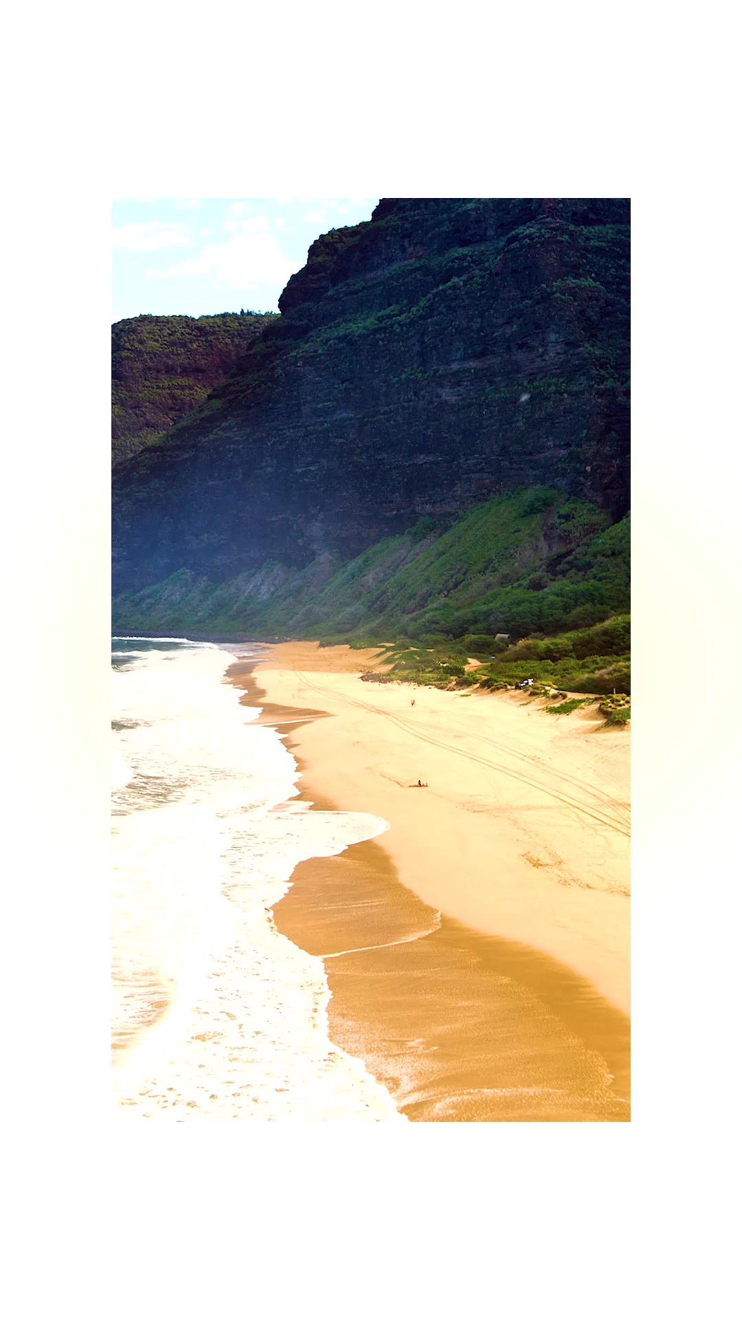 Hawaii, gohawaii.com Facebook ad from Aug 26, 2026