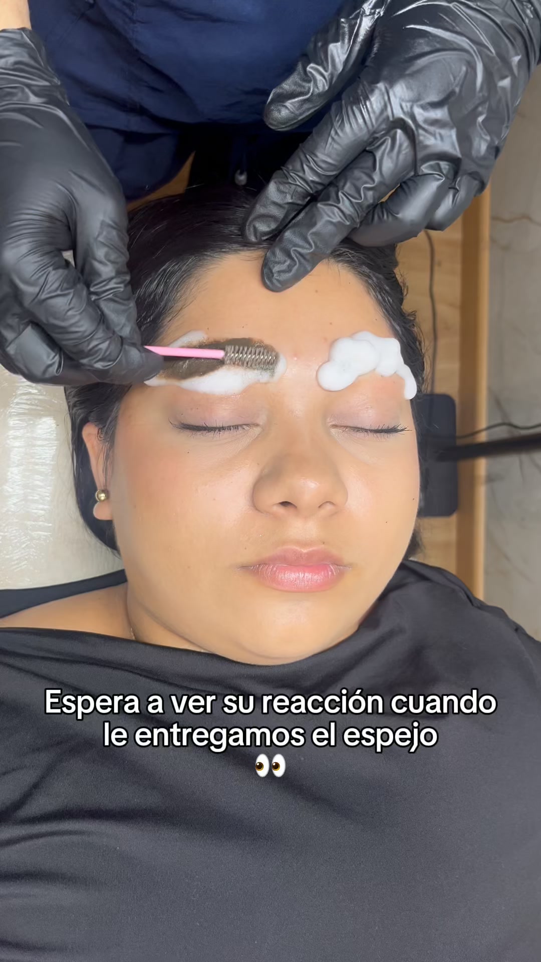 MIDAS Facebook ad: ¡Cejas perfectas diseñadas matemáticamente para ti!