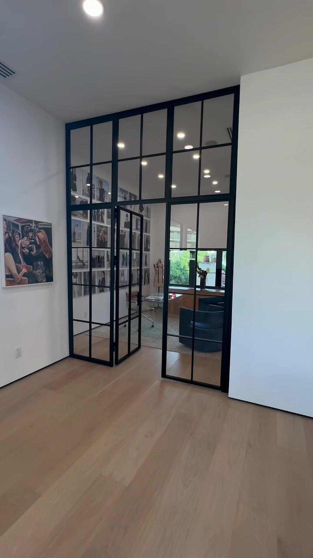 Crystalia Glass Facebook ad: Get your FREE quote today!