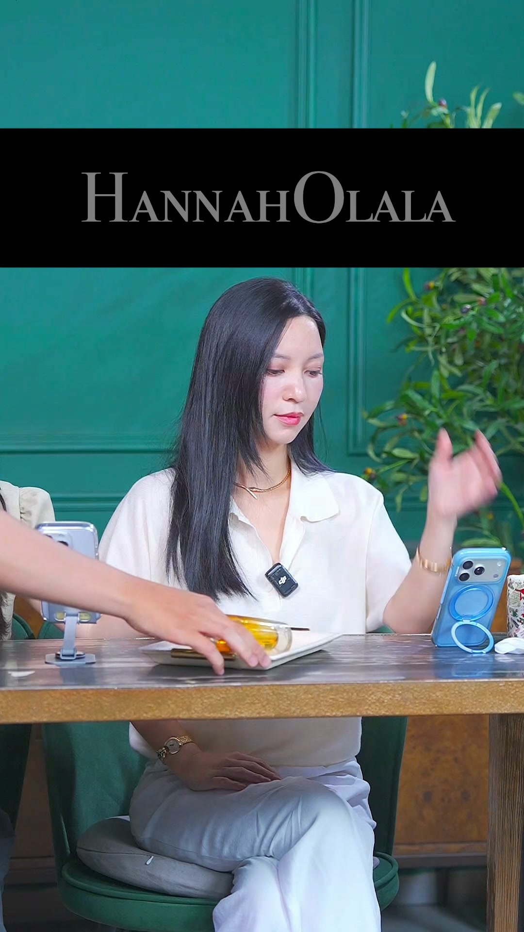HannahOlala Facebook ad: TINH DẦU DƯỠNG TÓC BÁN CHẠY NHẤT THẾ GIỚI ELIXIR ULTIME 75ML