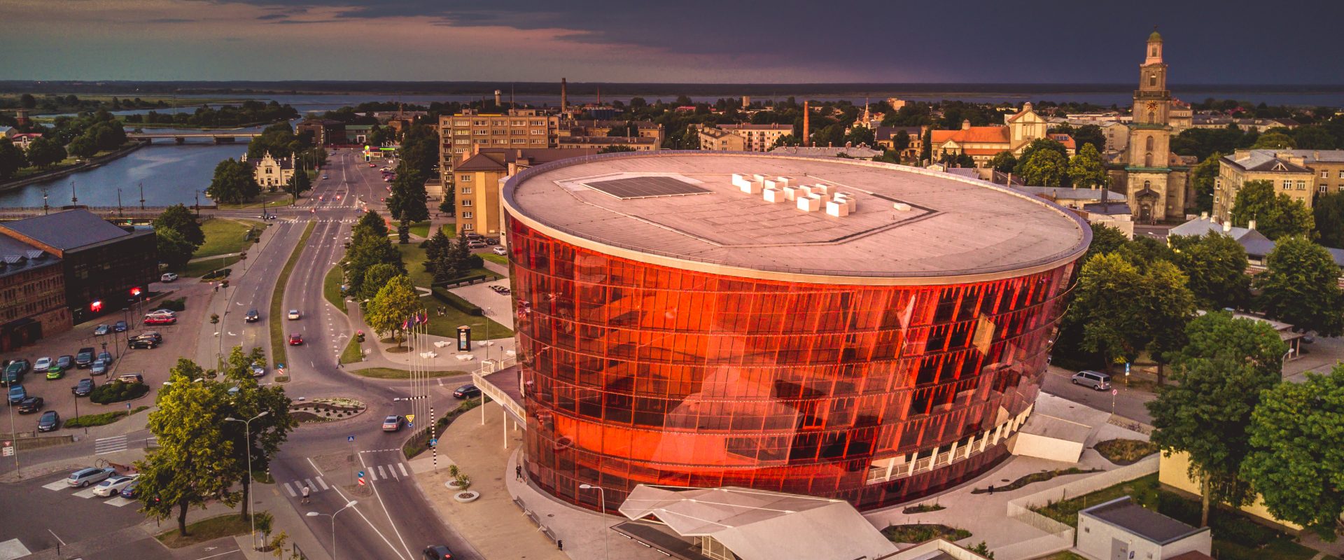UAB Evalaistė - kelionių organizatorius, autobusų nuoma Facebook ad