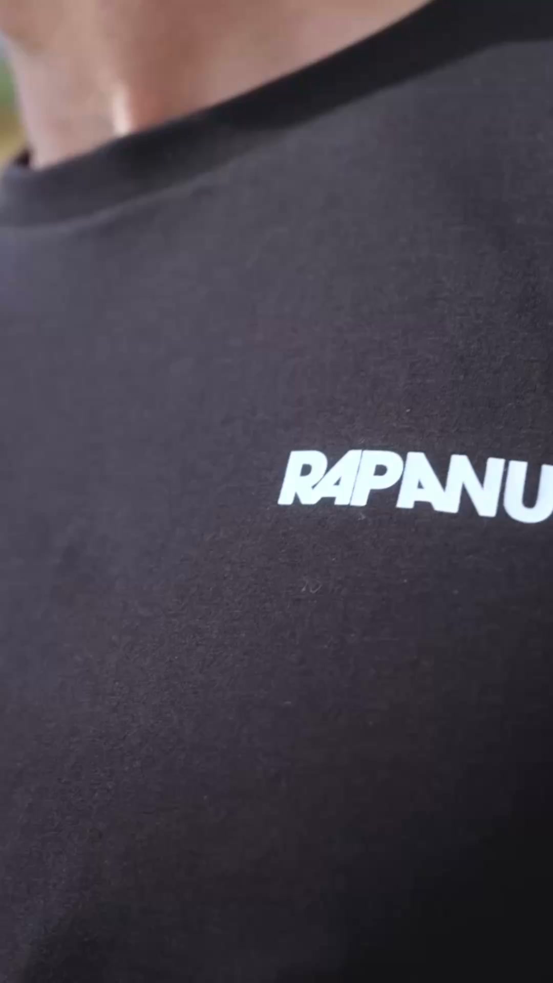 Rapanui Facebook ad: Rapanui Clothing
