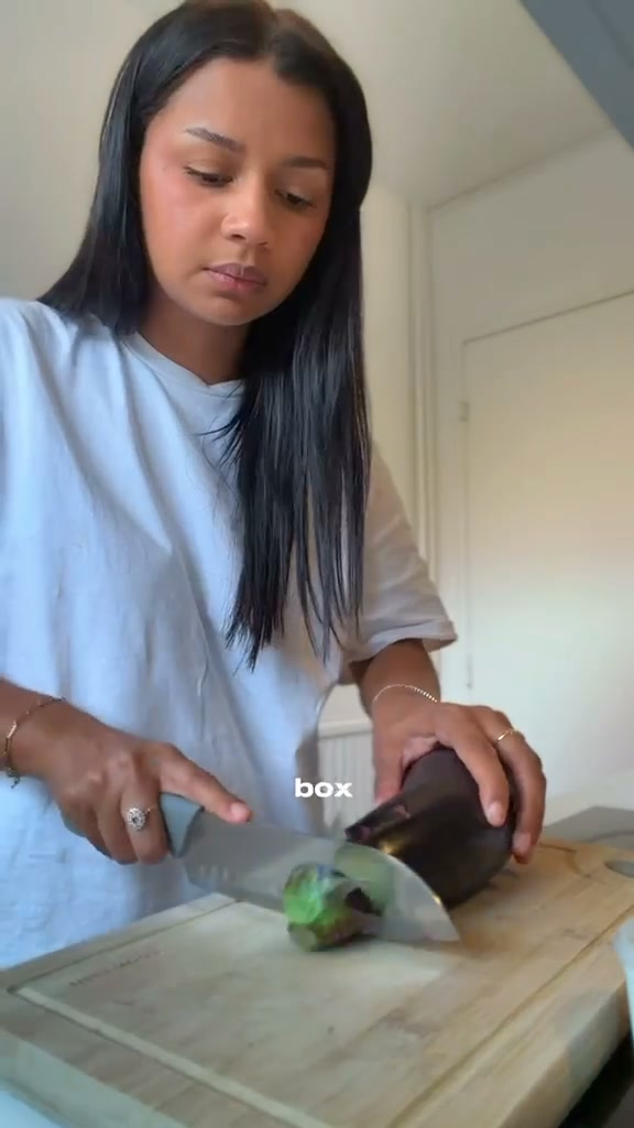 HelloFresh Facebook ad from Aug 17, 2026