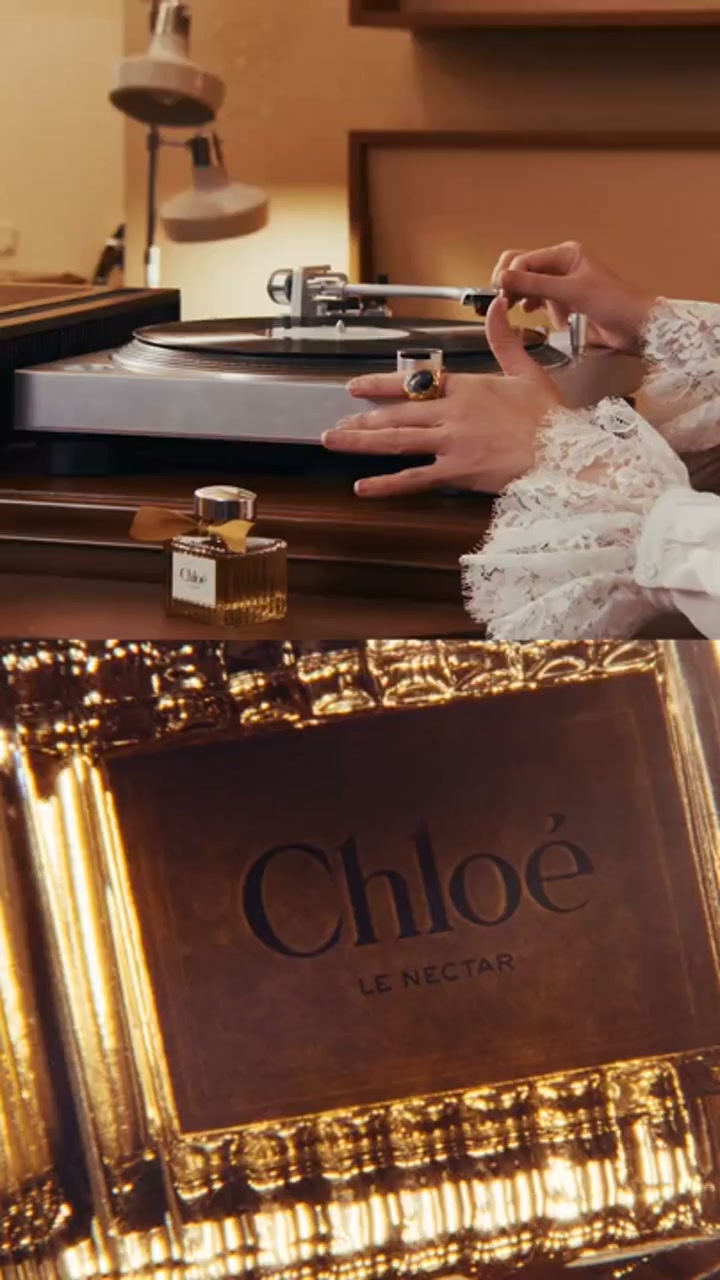 Chloé Facebook ad: Chloe Le Nectar