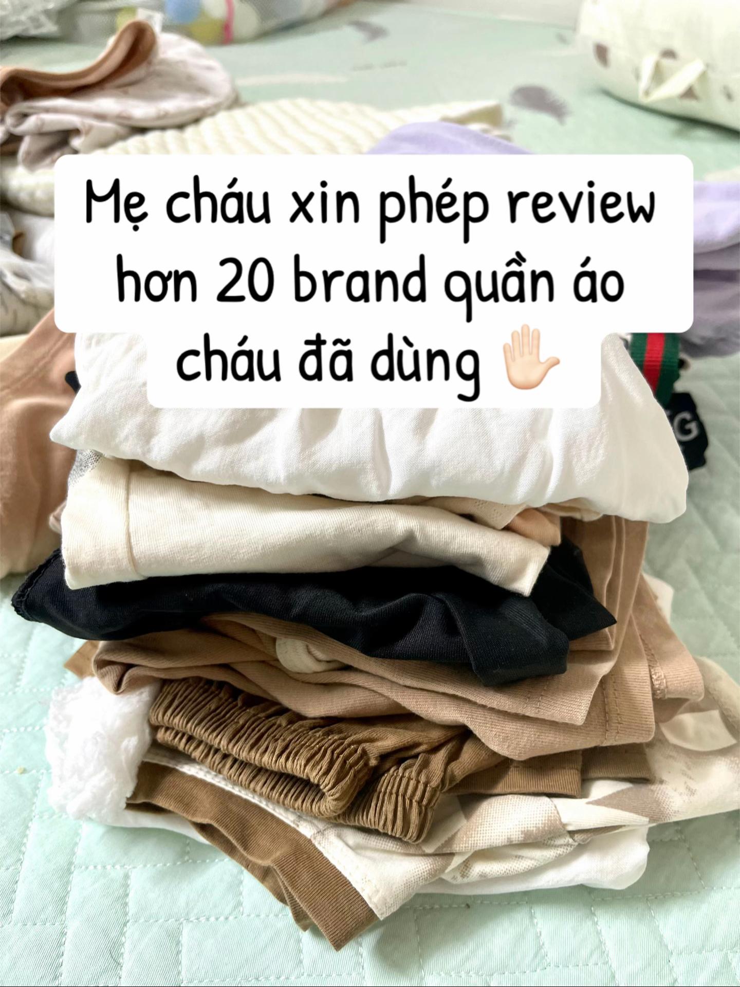 Em bé dễ thương Facebook ad