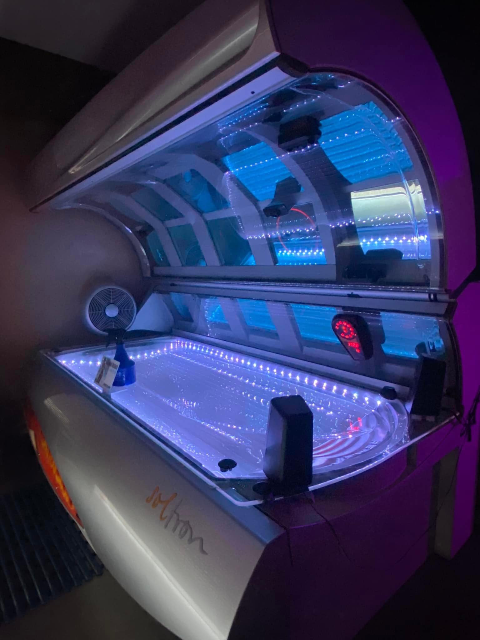 Sun Story Mulhouse Facebook ad: Centre de bronzage 7 cabines UV SOLARIUMS ERGOLINE…