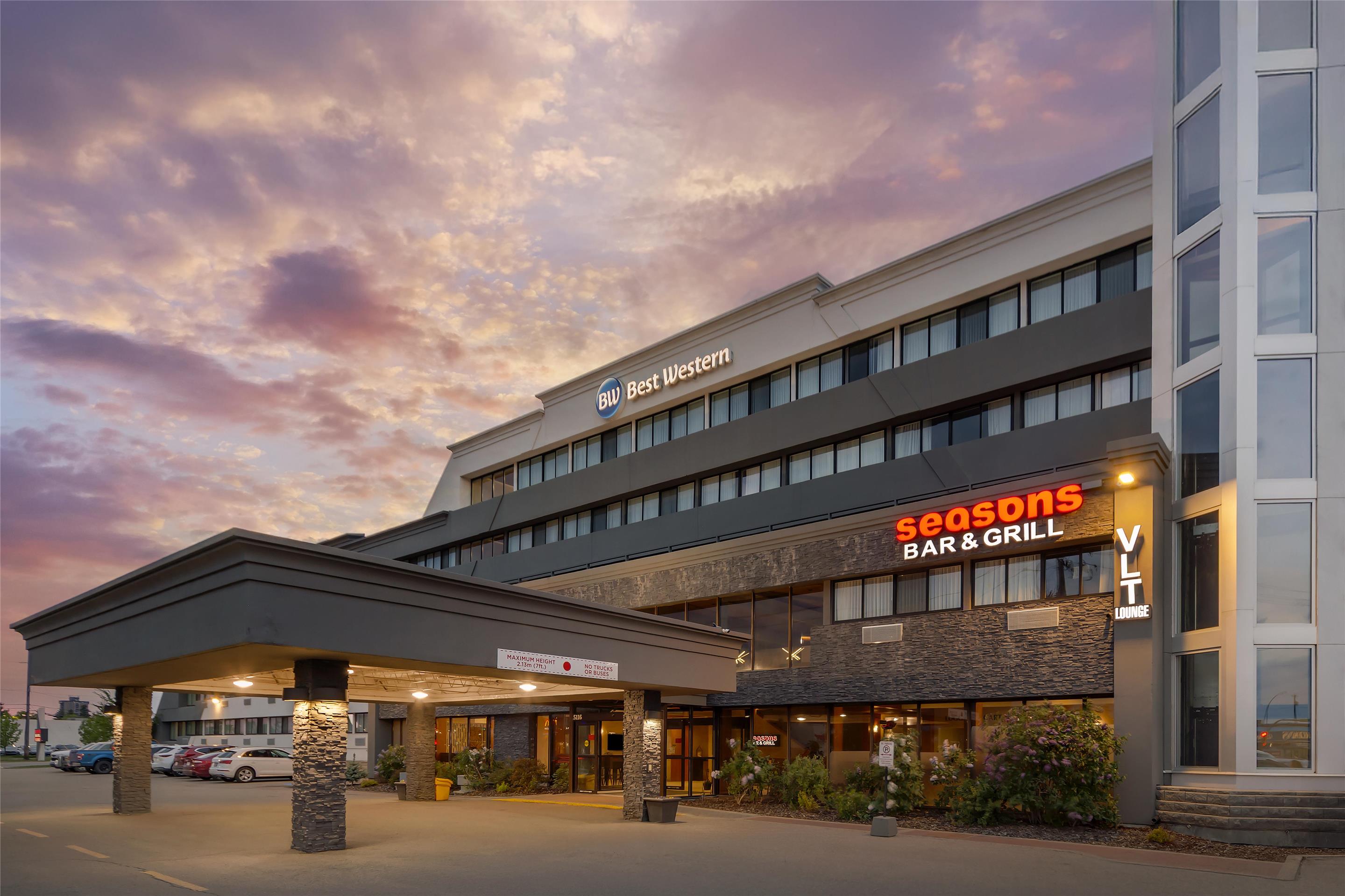 Best Western Hotels & Resorts Facebook ad
