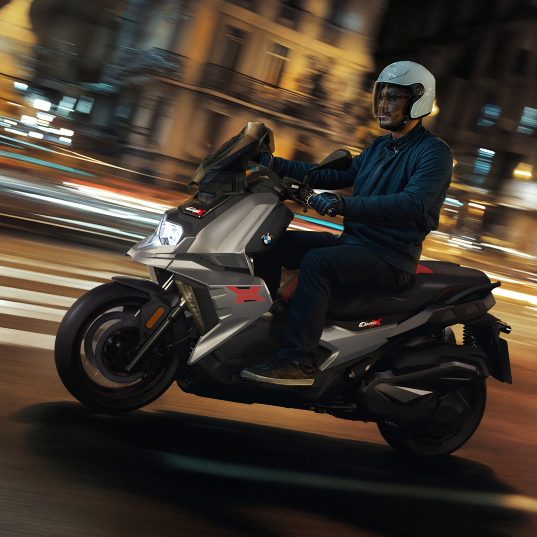 BMW Motorrad South Africa Facebook ad: The BMW C 400 X