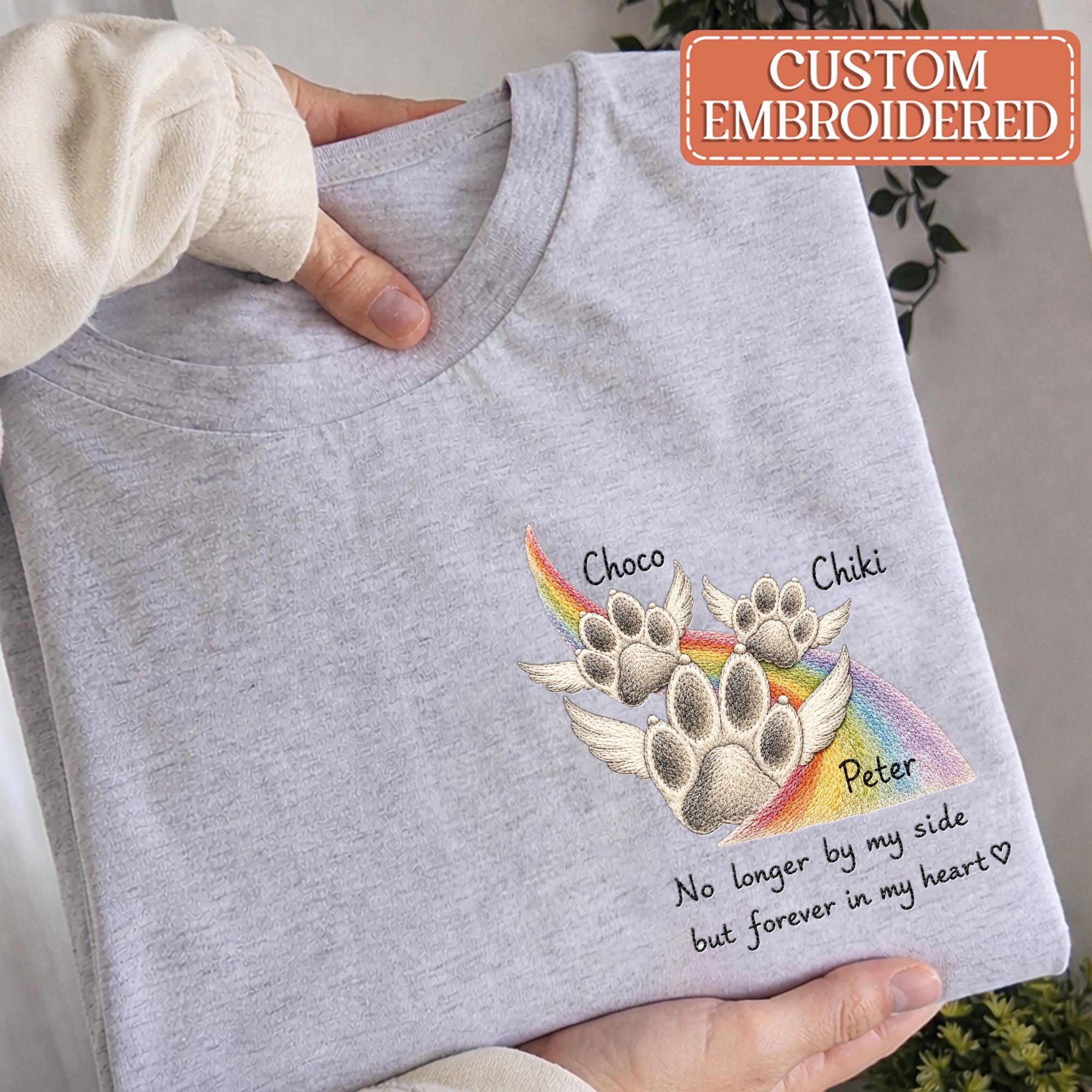 CusGifts Store Facebook ad