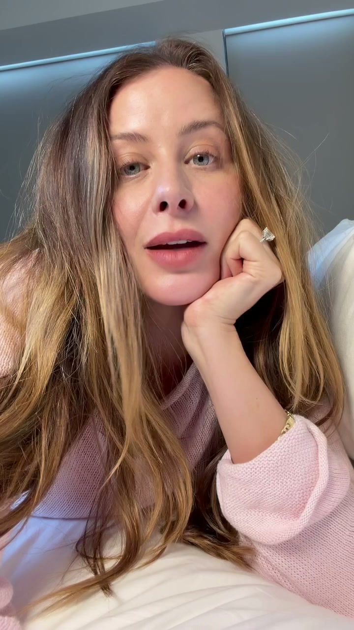 Lo Bosworth Facebook ad: We Care About Your Vagina