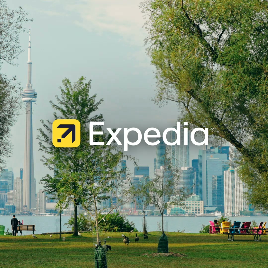Expedia Facebook ad: Last-minute deals, up to 25% off