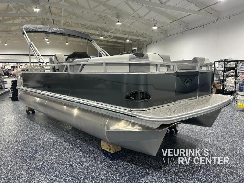 Matt Veurink Facebook ad: 2026 Avalon Venture 2180CRBTS