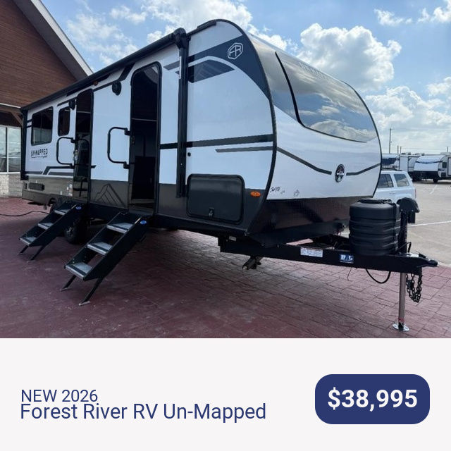 Pinnacle RV Facebook ad: La aventura comienza aquí.