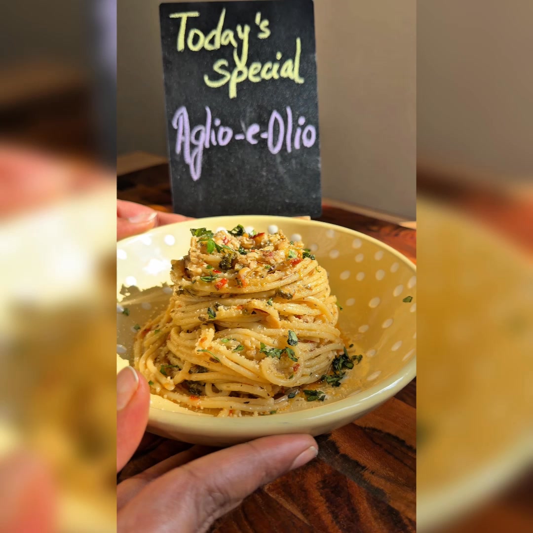 Kitchen Secret Facebook ad: Garlic and olive oil just got a glow-up-and…