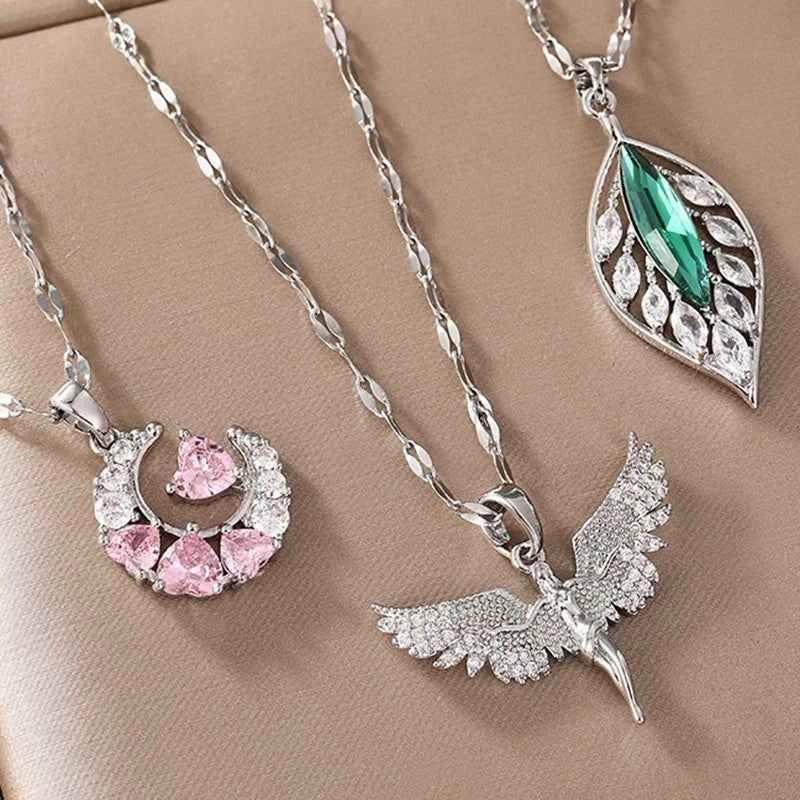 Radiant Links Facebook ad: Step into timeless elegance with RadiantLinks.