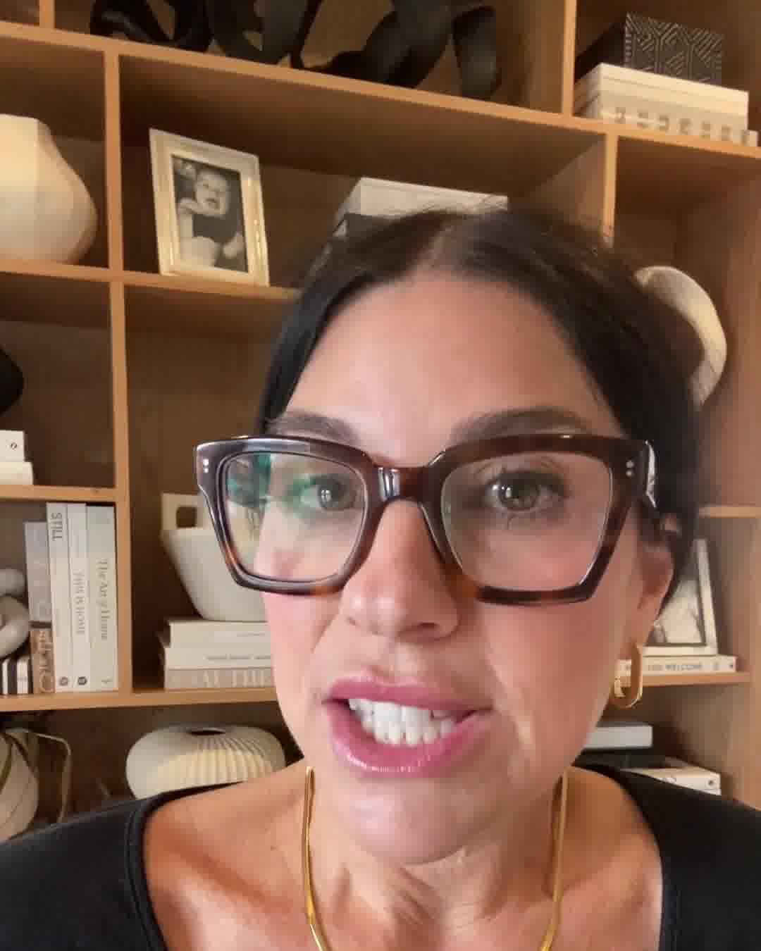 Hilary Silver Facebook ad: How Successful Women Are Attracting Their Ideal Life Partner