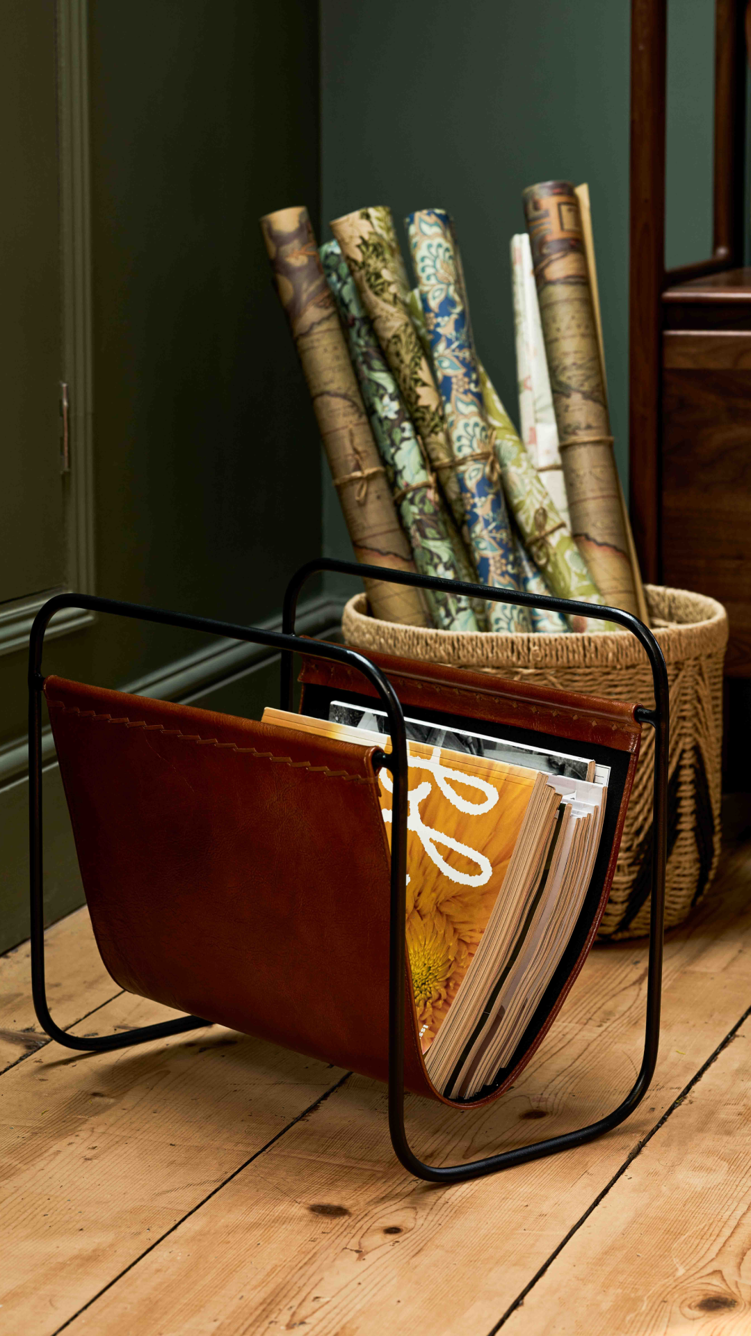 Wayfair Facebook ad: Ease Into Autumn