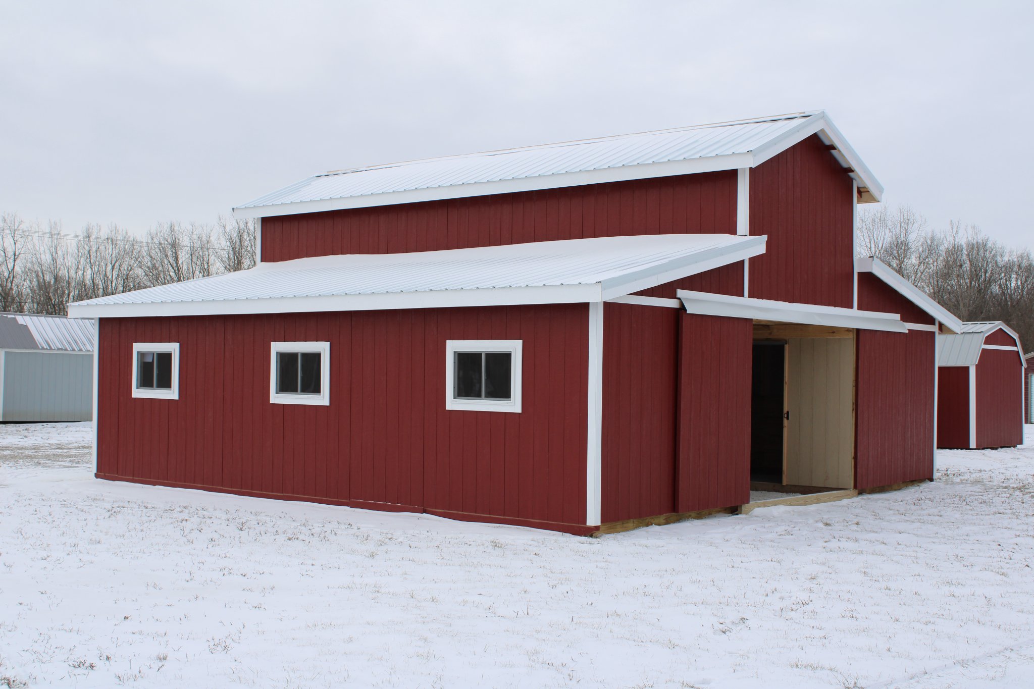 Marvin Raber Facebook ad: Large Horse barn for the serious horse lover.